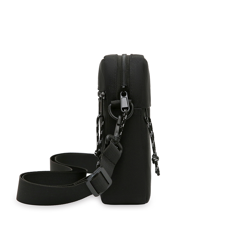 Eenvoudige casual mini-crossbo - Leatherwork Letters recensie en prijs