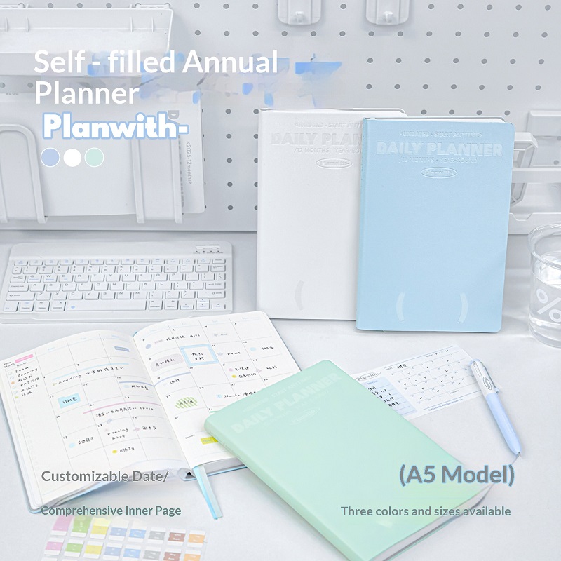 Plan met zelfgeplaatste jaarpl - Leather Work Diary recensie en prijs